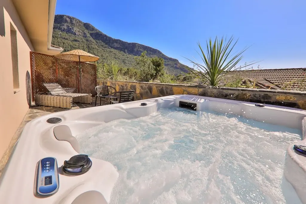 Jacuzzi terrace
